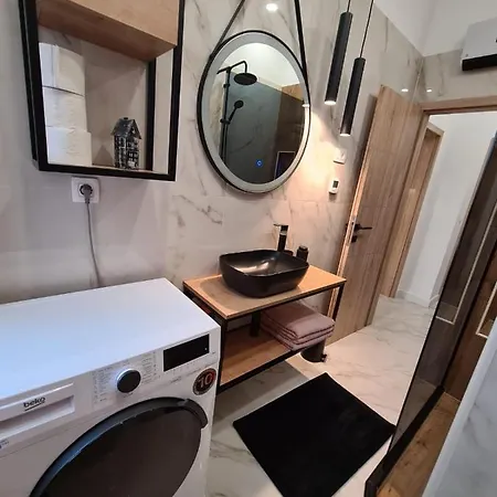 Premium Class Apartmant - Free Parking Lägenhet *